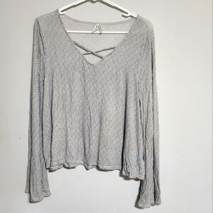 RARE Y2K Floral top MUDD Gray Knit Bell Sleeves Size‎ Medium Shirt Vintage